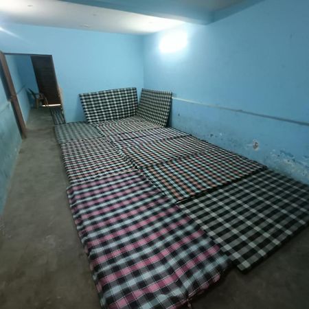 Shri Annapurna Dormitory Vandrehjem Rāmnagar Eksteriør billede