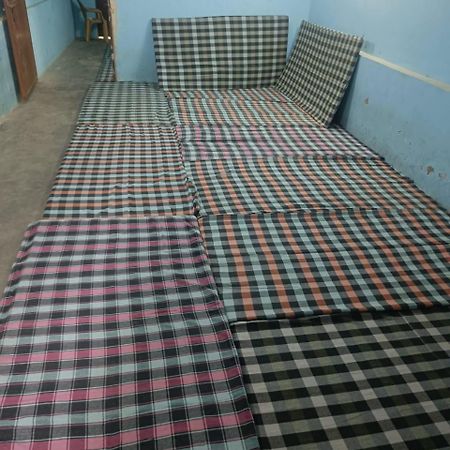 Shri Annapurna Dormitory Vandrehjem Rāmnagar Eksteriør billede